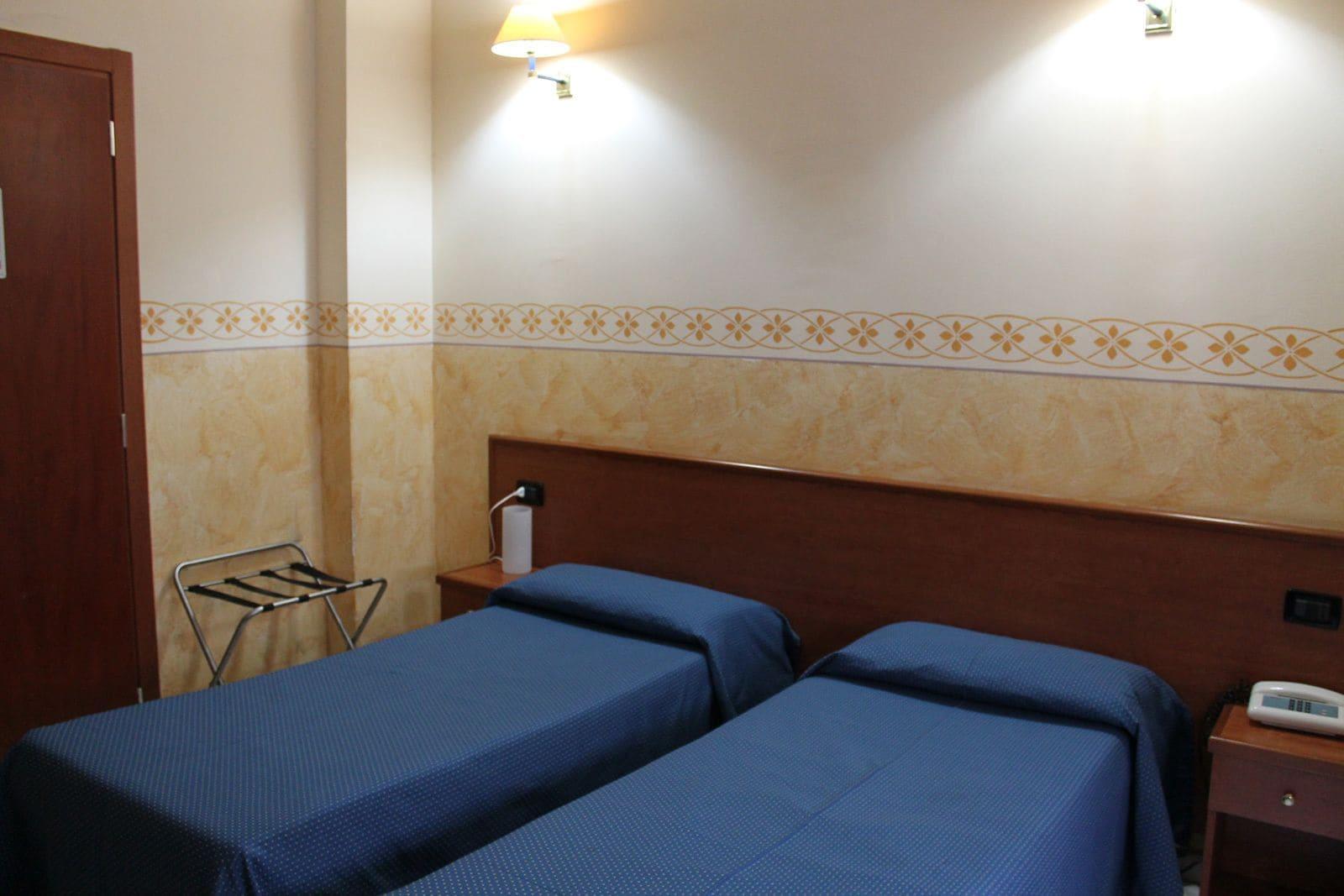 Hotel Lungomare Реджо ди Калабрия Екстериор снимка