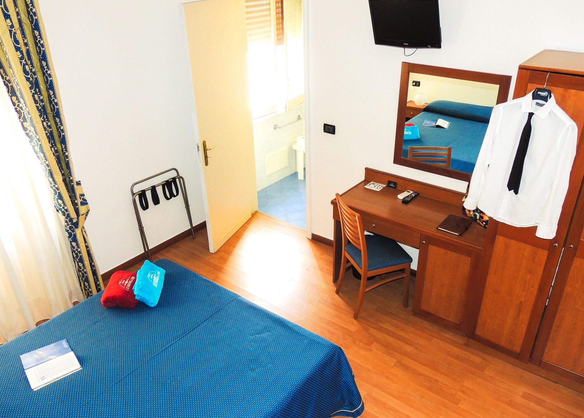 Hotel Lungomare Реджо ди Калабрия Екстериор снимка