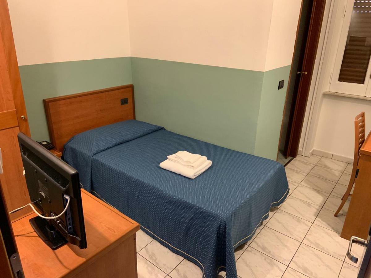 Hotel Lungomare Реджо ди Калабрия Екстериор снимка